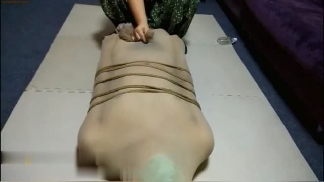 木乃伊 | 女主用裤袜把奴包得死死强制电动工具狠狠榨汁 2 木乃伊 | 女主用裤袜把奴包得死死强制电动工具狠狠榨汁