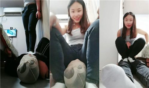 晓安公主 | 白袜脚踩踏 揪耳朵 1 샤오안 공주 | 흰 양말과 발이 밟고 귀를 잡아당기는 모습