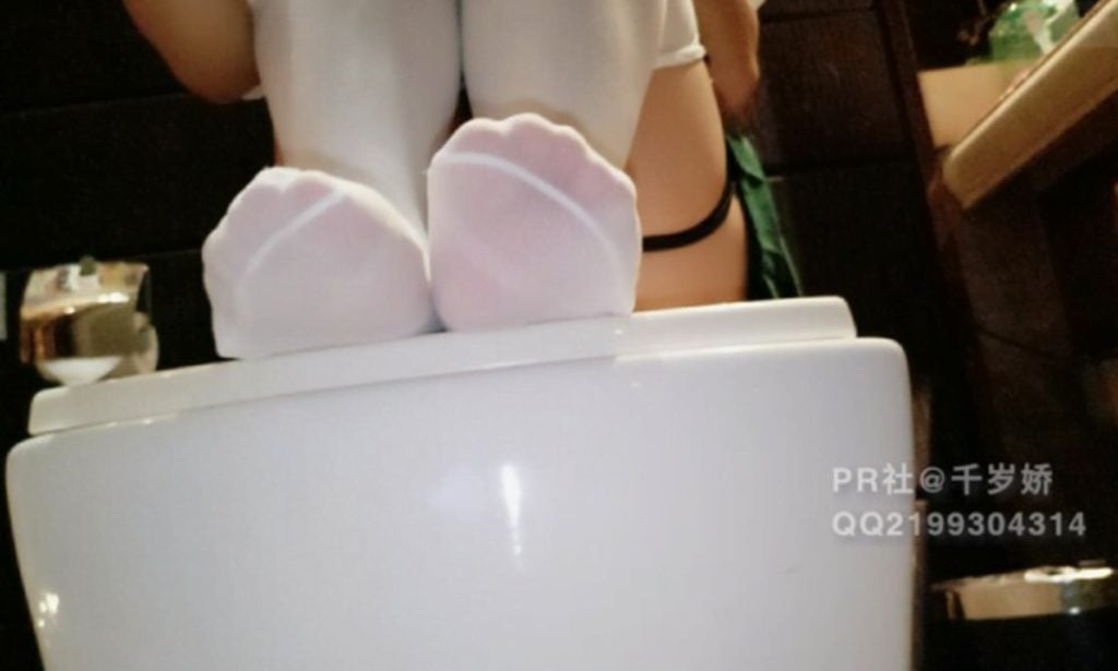 千岁娇|19套丝足写真视频-视频截图