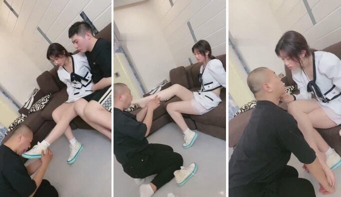 Lord boss | couple master slave slave eats original stinky white socks