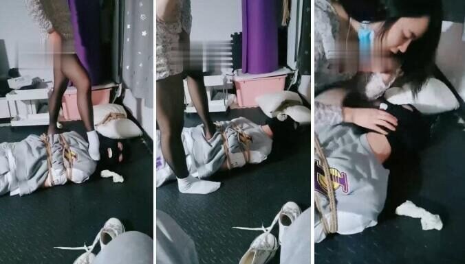 Brother Jie | Amateur canvas shoes and white socks insult dog
