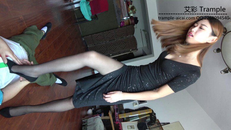 Beautiful Foot Girl | Female Agent in Black Stockings Tortures and Kills Warriors