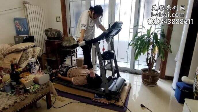 Post-00 campus original | 140-pound female s treadmill training full body weight trampling meat pad slave