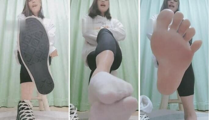 Nicole | Canvas shoes, white socks, bare feet humiliation POV
