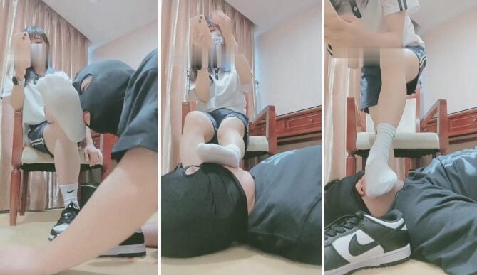 妮蔻|超臭白棉袜羞辱地毯