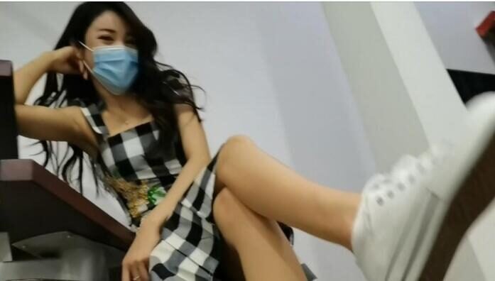 安然 | 小白鞋踩晕贱狗
