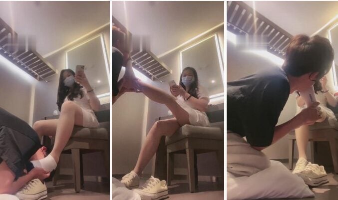 强抚|白袜野蛮女友对男友撒气