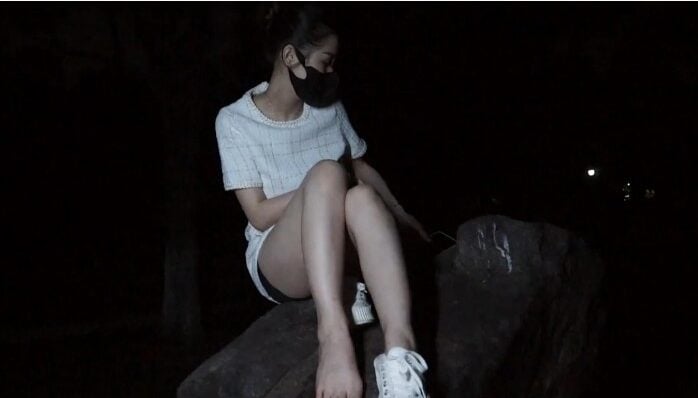 黑丝诱惑|夜晚室外公园公开刺激调教