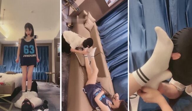 简一 | 健身女S暴力踩踏原味白棉袜