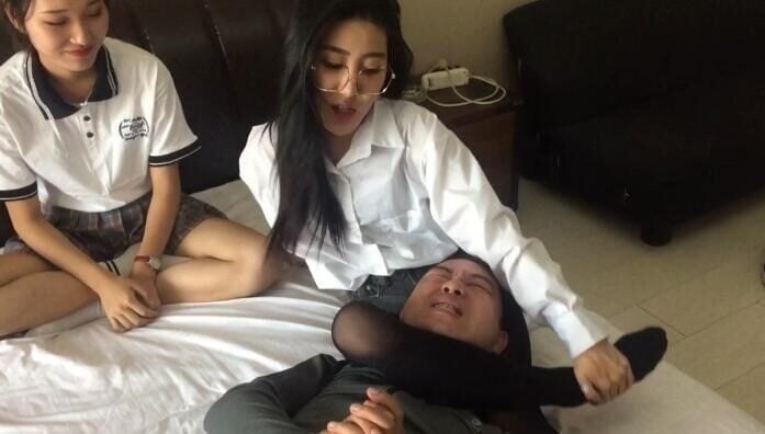 超S·联盟 | 棉袜黑丝女教师颜骑指导