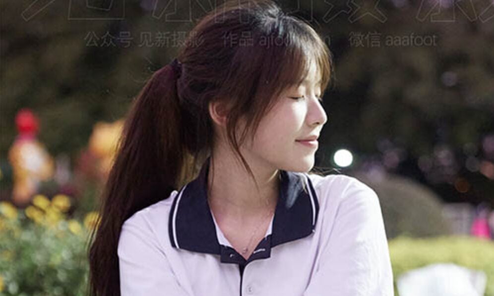 见新摄影 | 抖音可爱学院风奶乖少女白袜短丝(带视频)