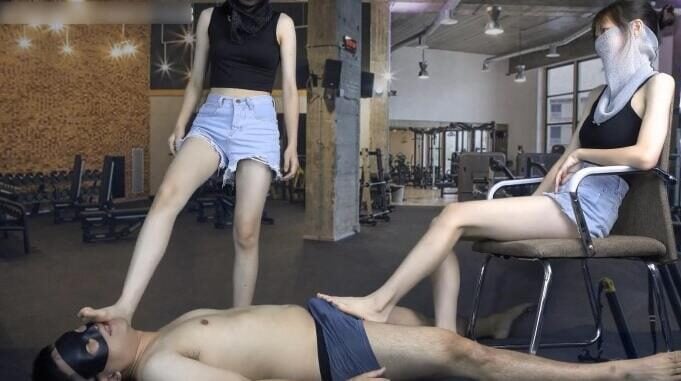 双S | 健身美女和教练的故事