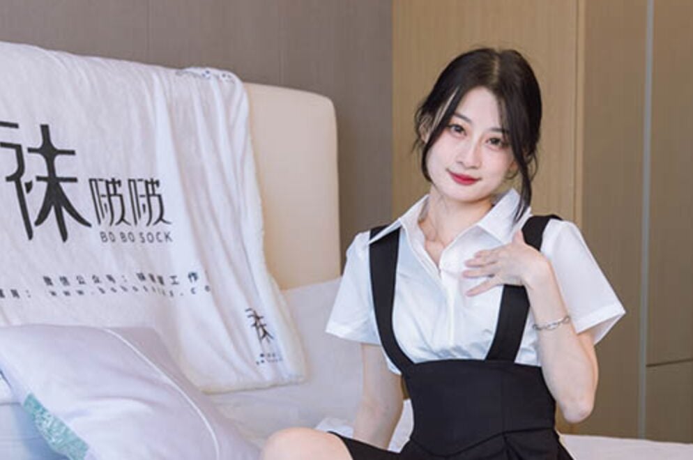 袜啵啵 | 180期 苏苏-高跟鞋、肉丝-脚尖微加固款、裸足(带视频)
