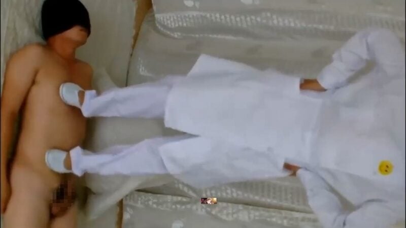 Download the video of Queen Boa's silk foot training | The patient with impotence is treated with nurse uniforms and blocks the urethra to masturbate and vomit milk