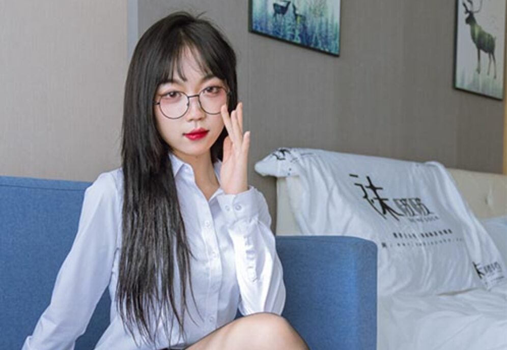 Wa Bo Bo 第185号 |周周-OL制服、ハイヒール、黒のシルクつま先が少し補強されたスタイル（ビデオ付き）