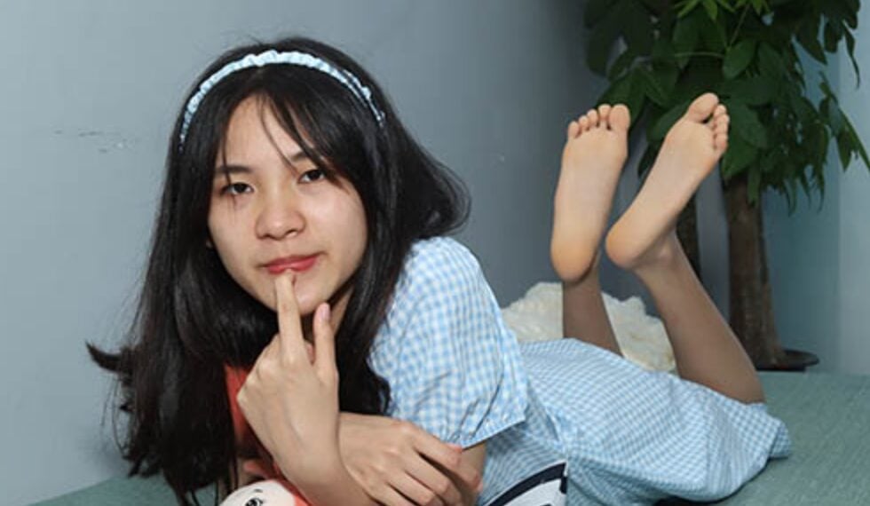 Pary学生模拍 | 恭喜小敏毕业了之裸足脚底