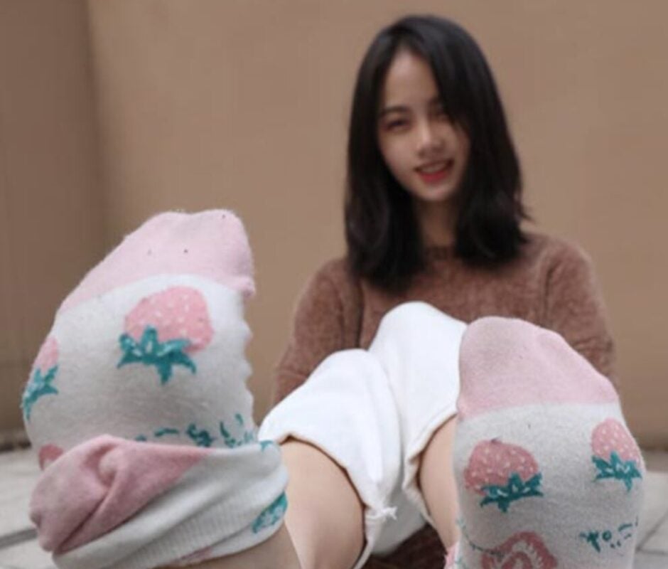 IMZSOCK爱美足 | 雨沫的篮球鞋棉袜清瘦裸足