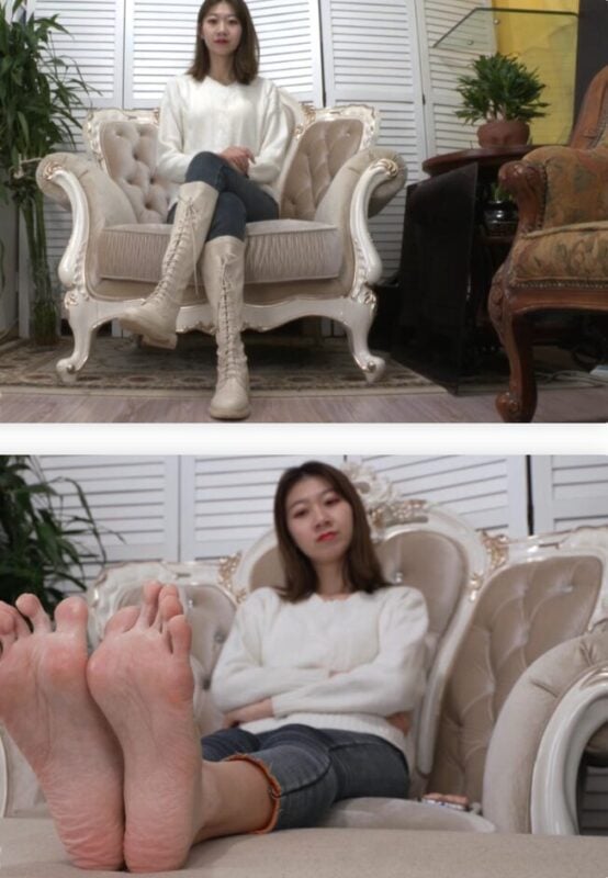 A&F 091 | CINDY showcases her beautiful feet in long boots and white socks - video screenshot