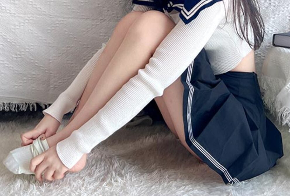 みふガール｜JKミニスカ美少女の白ソックス姿（動画あり）
