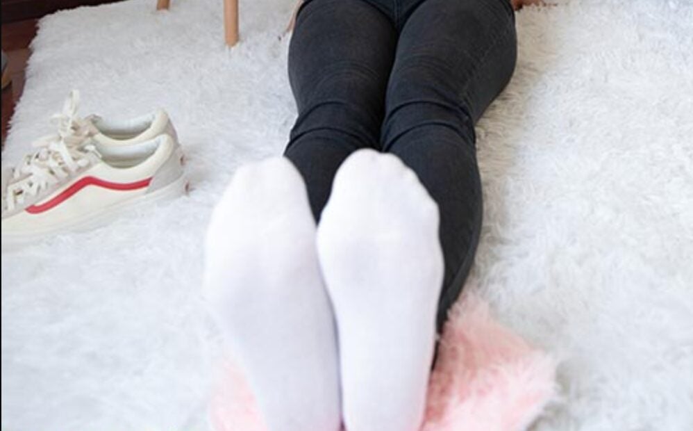 Wulian Media | Lulu's white socks and canvas shoes - I've got you all the way (with video)