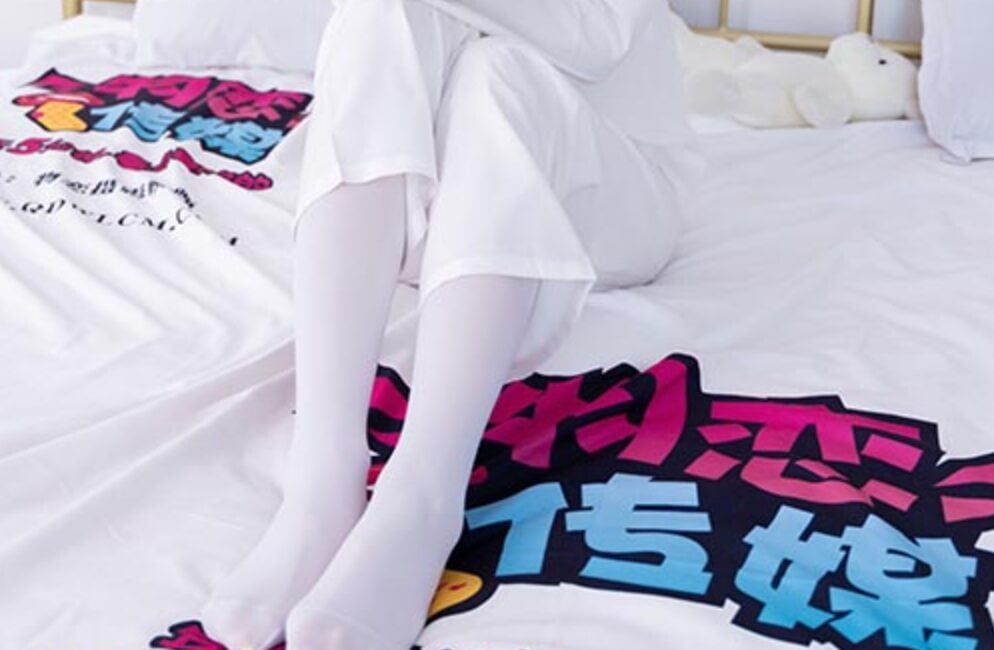 物恋传媒 | 小竹的古装白袜裤里丝之纯白小仙女(带视频)