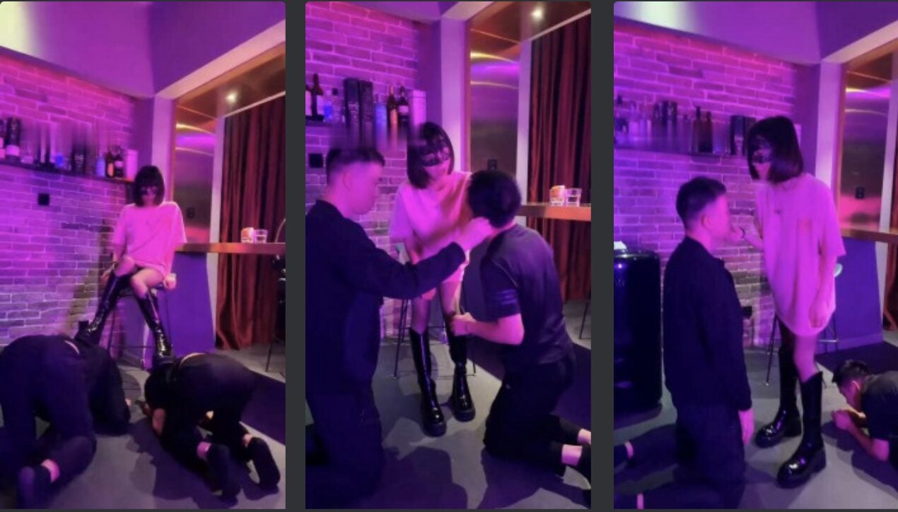 Chong Chong | Long boots S two slaves kneel down to serve/mutual abuse