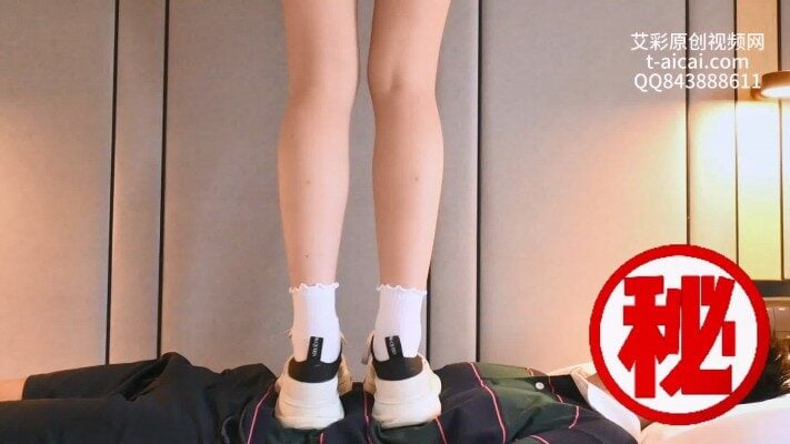Alice | High-top canvas shoes and white socks on a blanket