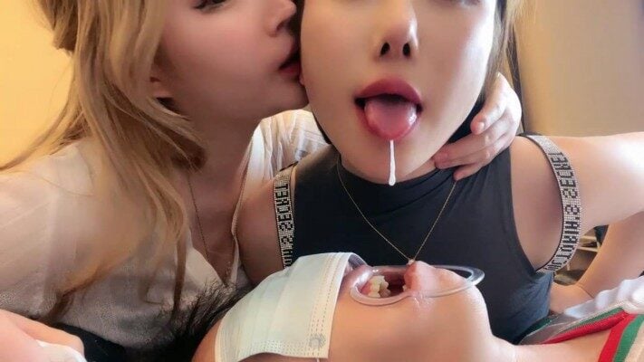 三三 | 美女双S口水烟灰喂食