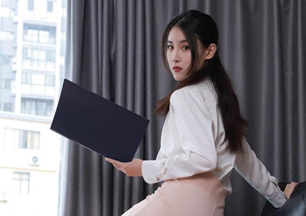 IESS异思趣向 | 丝享家系列之小宝都市OL女神