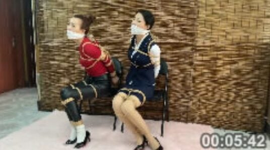 Female bondage | Two-person struggle to escape from bondage series