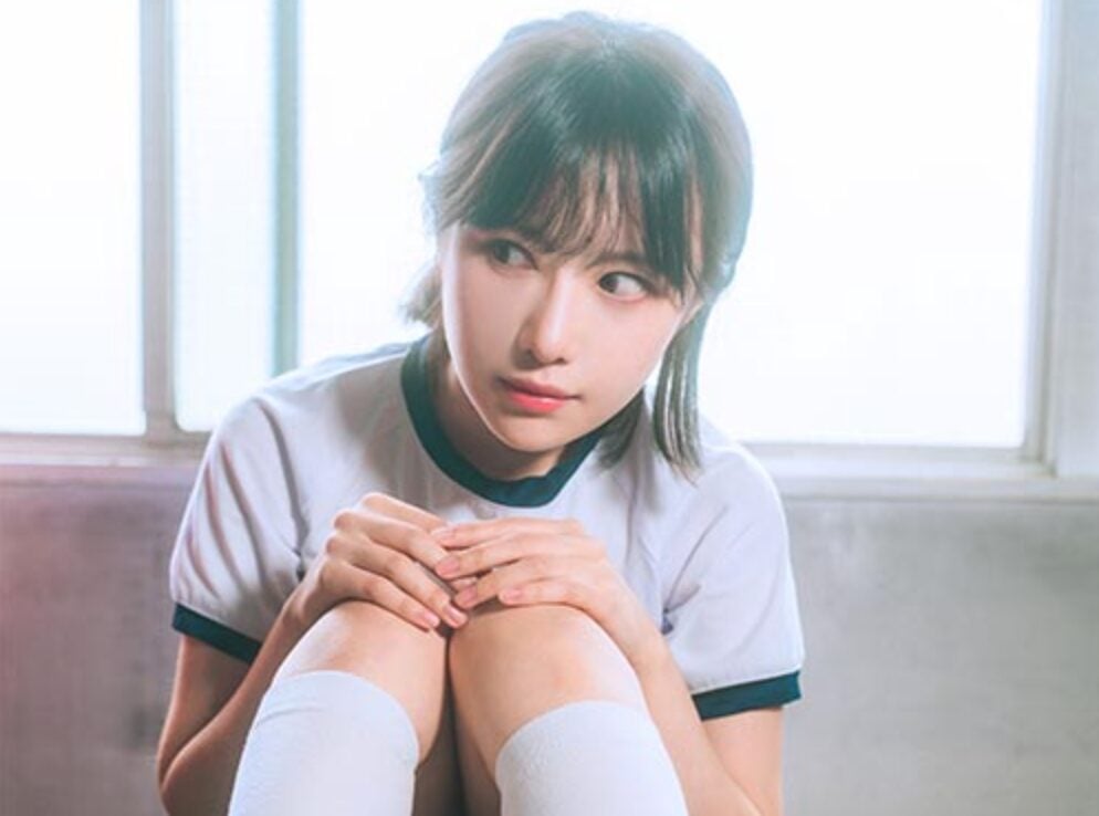 Shika Xiaolulu | White knee-high socks and gymnastics suit for younger sister