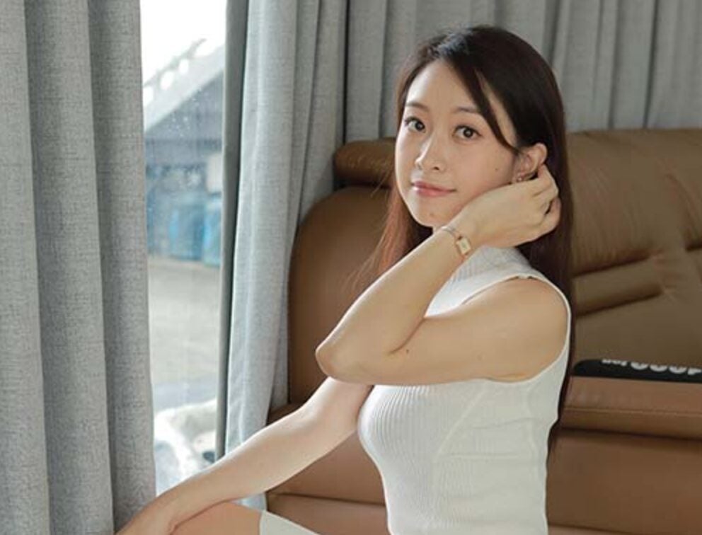 IESS Different Ideas and Interests | Silk Enjoyer Series: Xiaojie's Cute White Moonlight