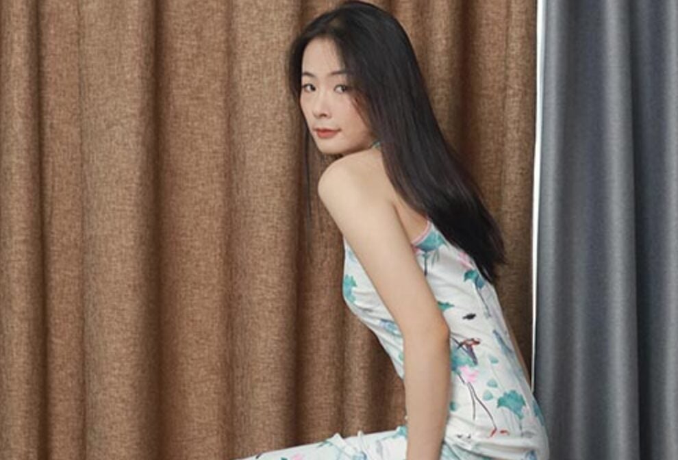 IESS异思趣向 | 丝享家系列之小金的肉色丝袜情趣旗袍秀