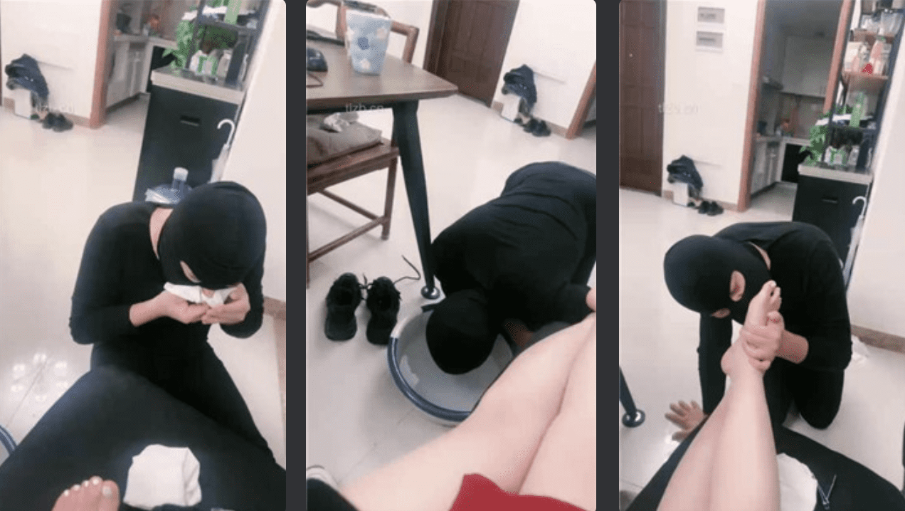 Chenchen | The slave kneels down to lick the bare feet and serves