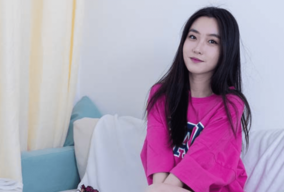 Wulian Media | Chuanchuan's silk stocking soles: meeting you (with video)
