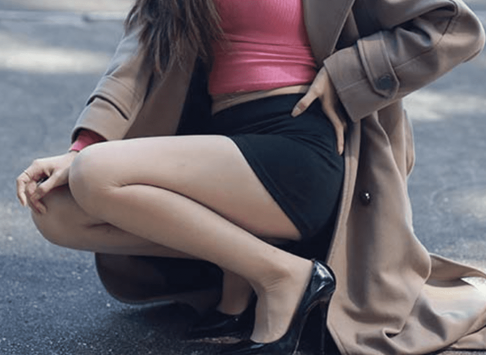 IESS Different Ideas | Silk Enjoyer Series: The Season of Stockings, High Heels, and Beautiful Coats