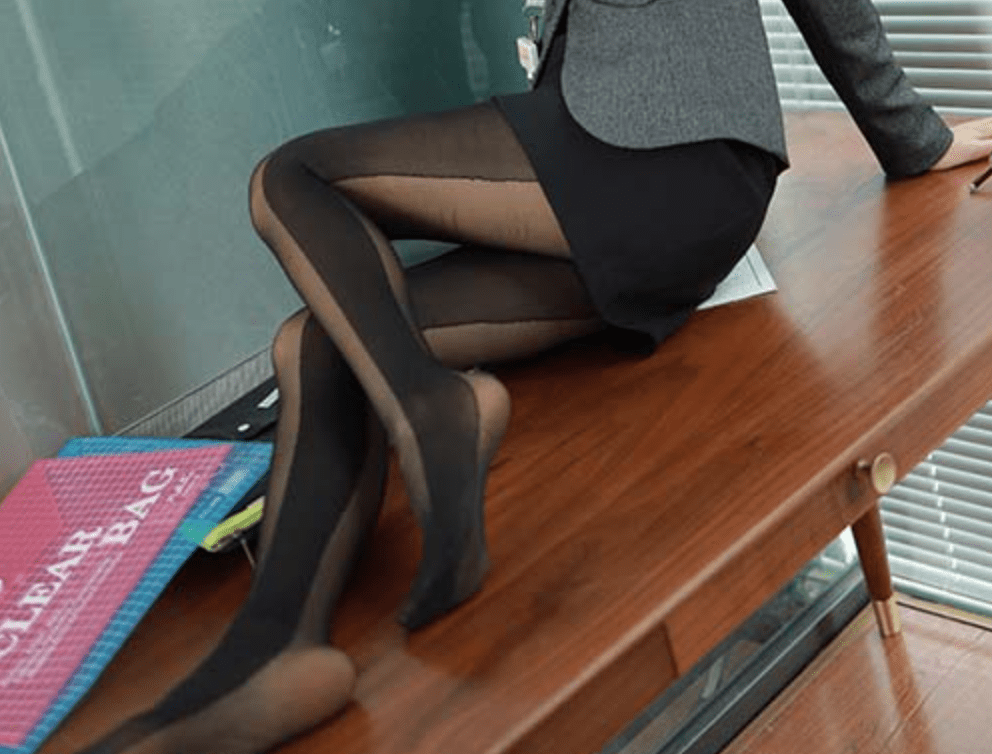 IESS异思趣向 | 丝享家系列之黑丝美子新闻女王