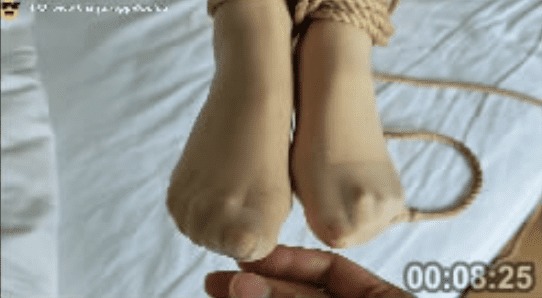 Pineapple Photography | The punishment for Xiaoyi sleeping late without makeup