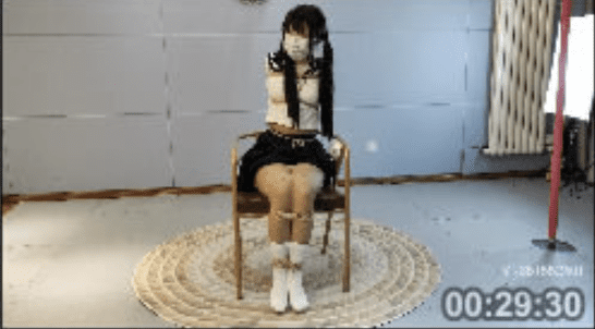 一绳所爱 | 雯雯极限直臂紧缚挨揍