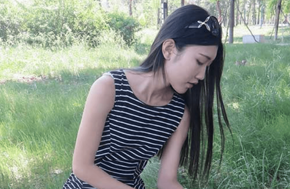 街拍 | 肉丝小姐姐