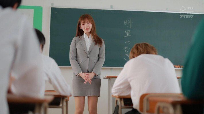 IPX | ストッキング女教師が生徒に足フェチトレーニング