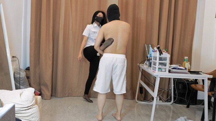 パンツ裏地 |中山職業学院の学生S字ズボンOL制服パンツ裏地セクシーな赤い鎧蹴り奴隷