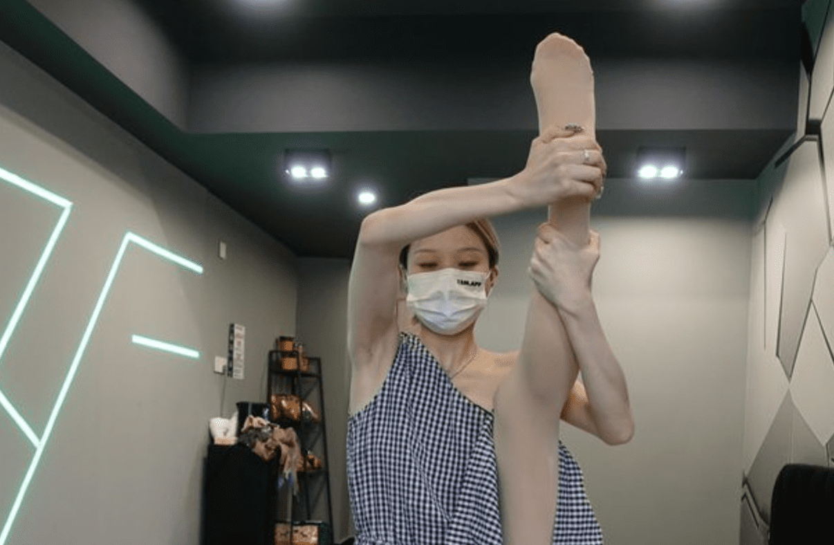 ROSI Mask Series | Flesh-colored stockings without underwear, splits