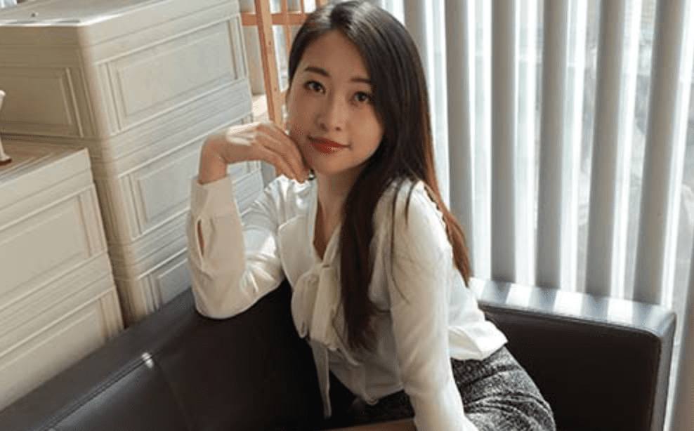IESS Different Ideas | Silk Enjoyment Series: OL Xiaojie's Black Silk Sandals