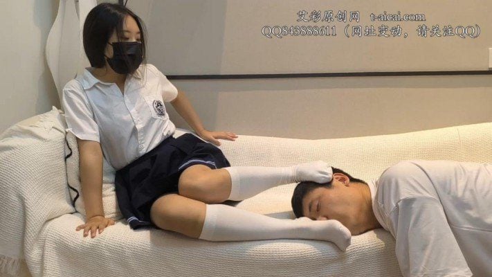 女神大学 · エンケ |白ソックスJK濃厚口内射精オリジナル綿ソックスしゃぶり