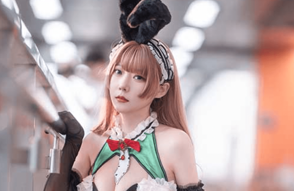 香草喵露露 | 碧蓝航线 莫妮卡黑丝兔女郎