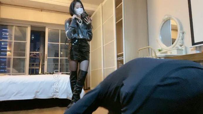zaizz | 双狗应聘家奴相互求虐争宠