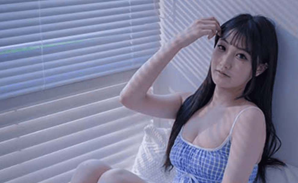 YALAYI雅拉伊 | 蓝 瓶儿