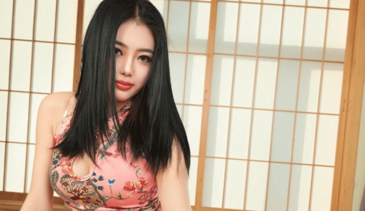 Ligui丽柜 | 网络丽人 Model 小智贤旗袍丝袜茶艺