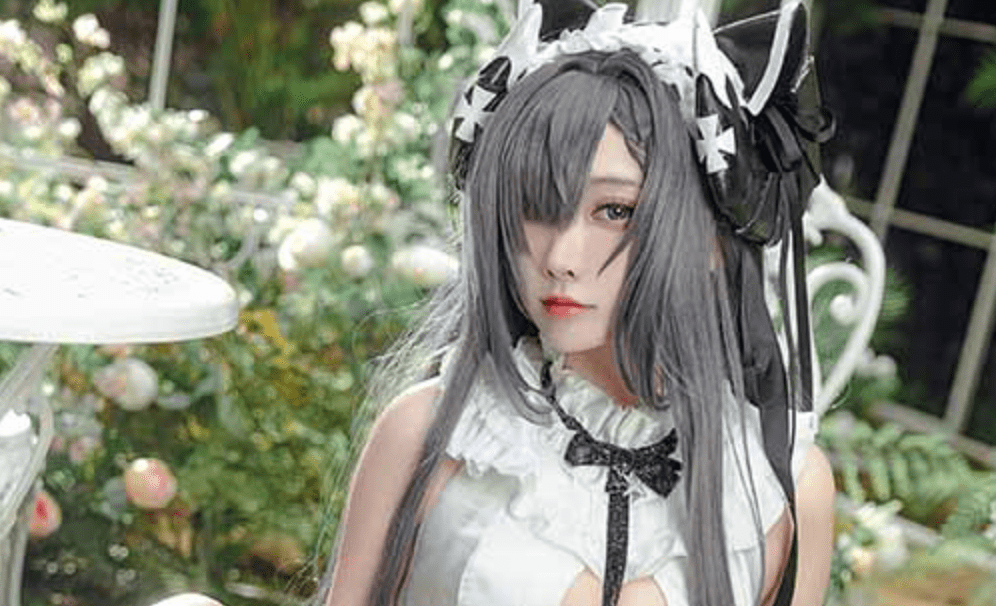 宮本 桜 | 8月のメイド衣装